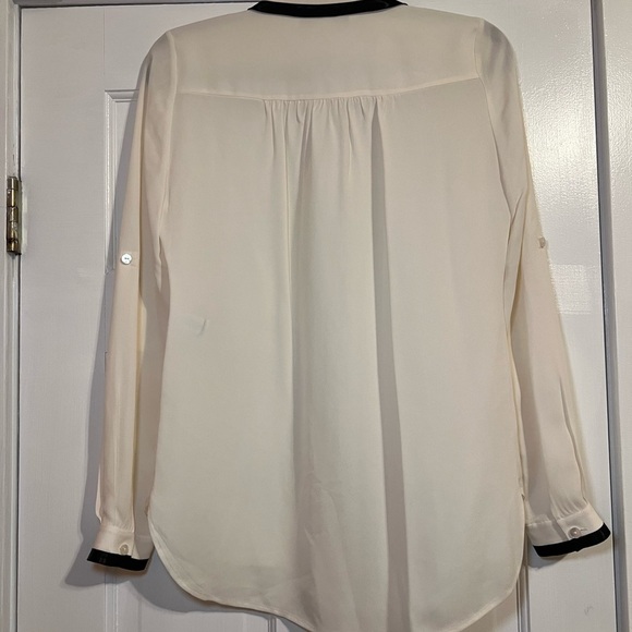 DIANE VON FURSTENBERG DVF CREAM SILK CONTRAST COLLAR BLOUSE SIZE 4 - Picture 2 of 11